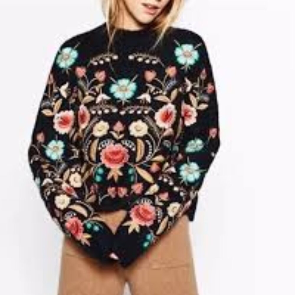 NWOT Teelynn Black Floral Embroidery Pullover Sweater
